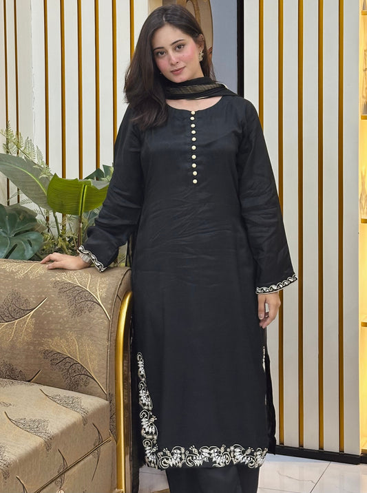 Shop elegant black pure Pakistani Rawsilk 3 pcs suit