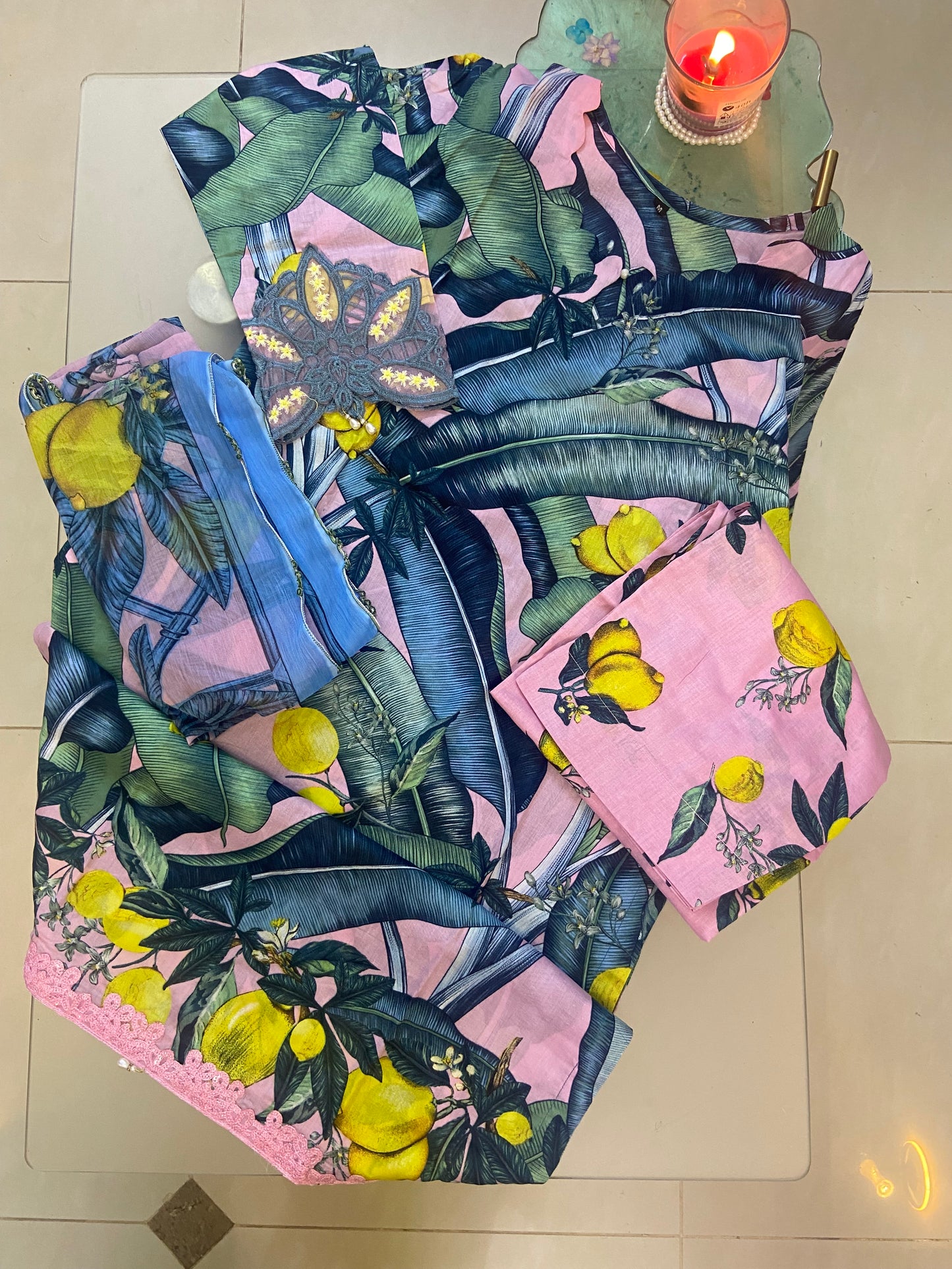 Ready-to-Wear Digital Print Lawn Suit!