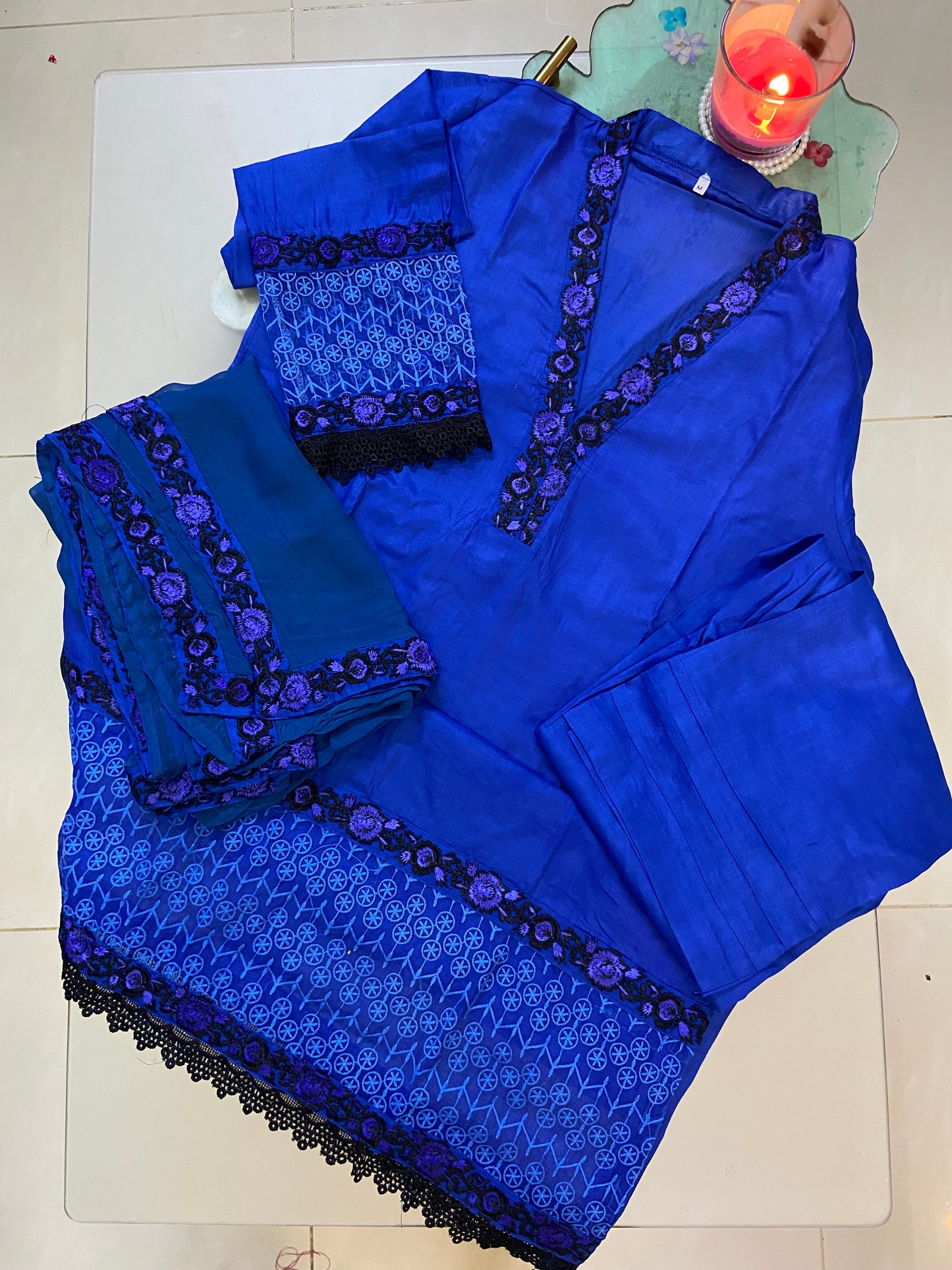 Cotton Lawn Pakistani Desginer Suit