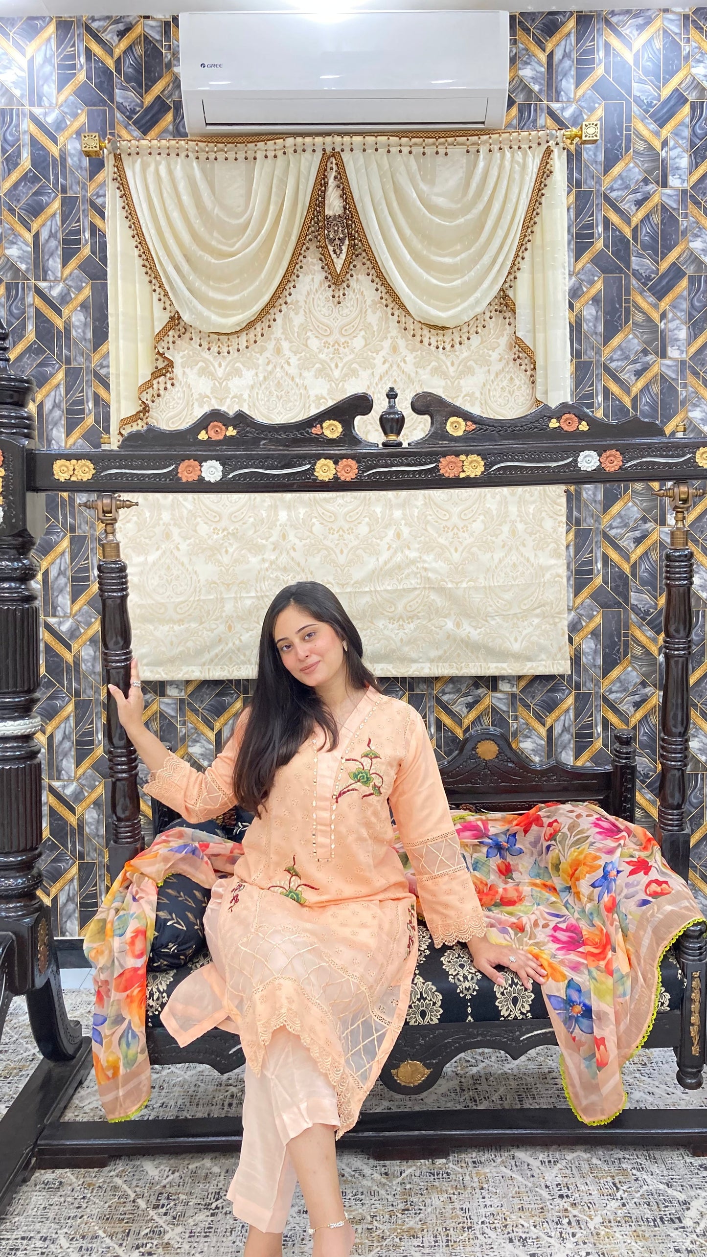 Phoolwari Luxury Lawn Stitched Dress 2024