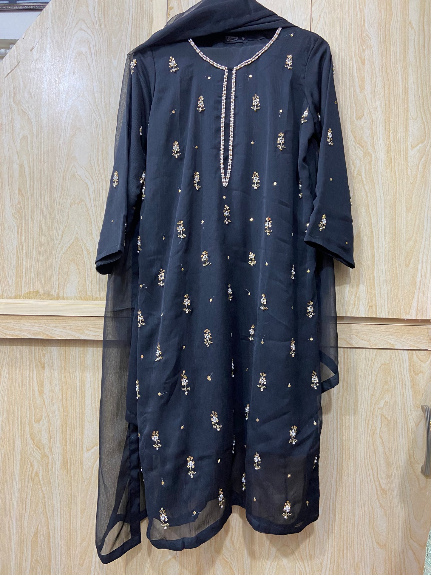 Xarina by Hm Jummani Semi Pure Chiffon 3Pc Ready To Wear Pakistani Dress 2024`