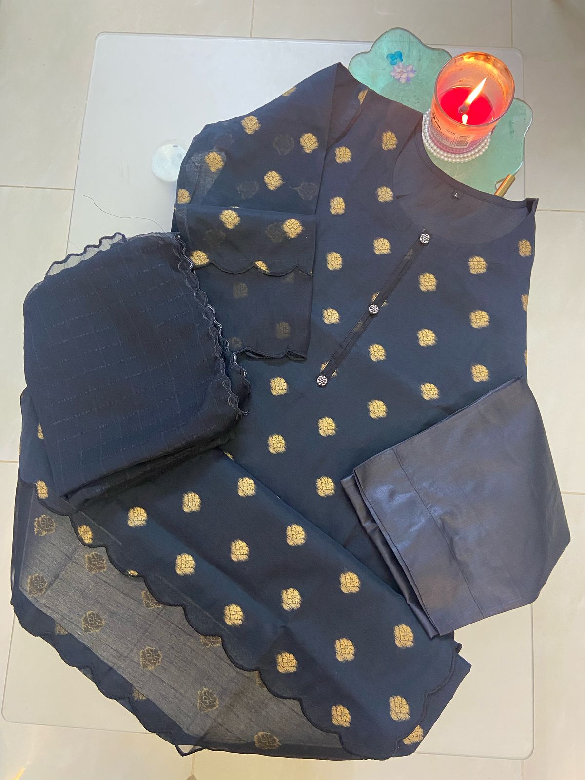 Soft Paper Cotton Lawn 3-Piece Ready-to-Wear Suit